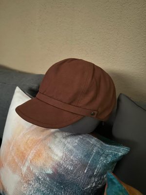 Gorra Módelo Mika color café.3